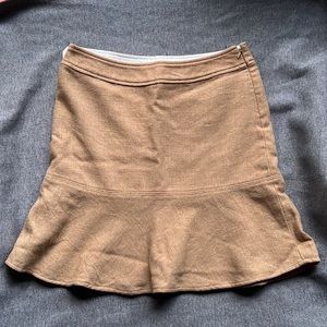 New gap beige wool skirt camel color